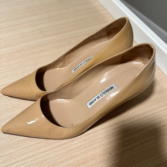 Manolo Blahnik Pumps - Picture 2 of 6